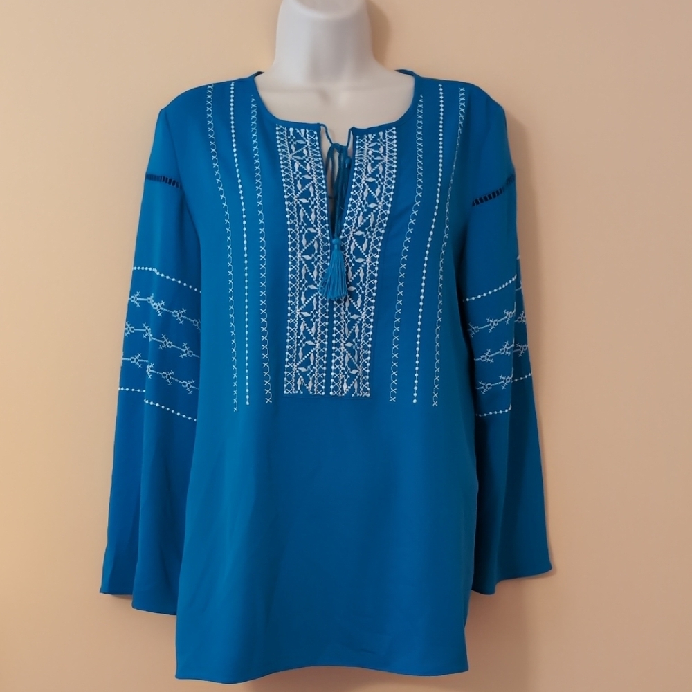 Jones New York Blue and White Embellished Bell Sleeve Tunic